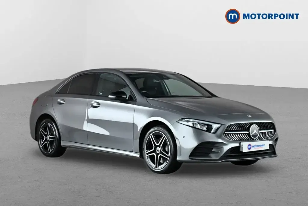 Gebraucht Mercedes A250 Executive 218 PS (160 kW) 2022 Limousine