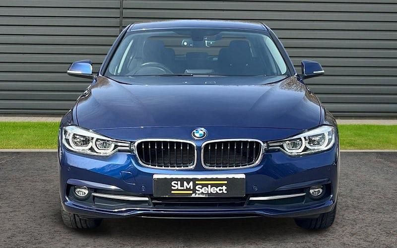 Begagnad BMW 320 Sport Line 190 HK (139 kW) 2018 Sedan