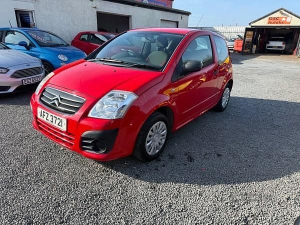 Used Citroën C2 60 HP (44 kW) 2009 Red Hatchback