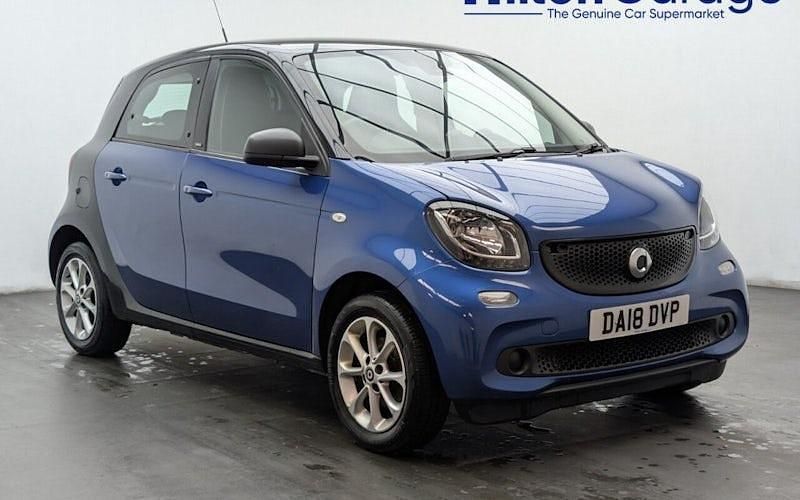 Used Smart ForFour Passion 71 HP (52 kW) 2018 Black Hatchback
