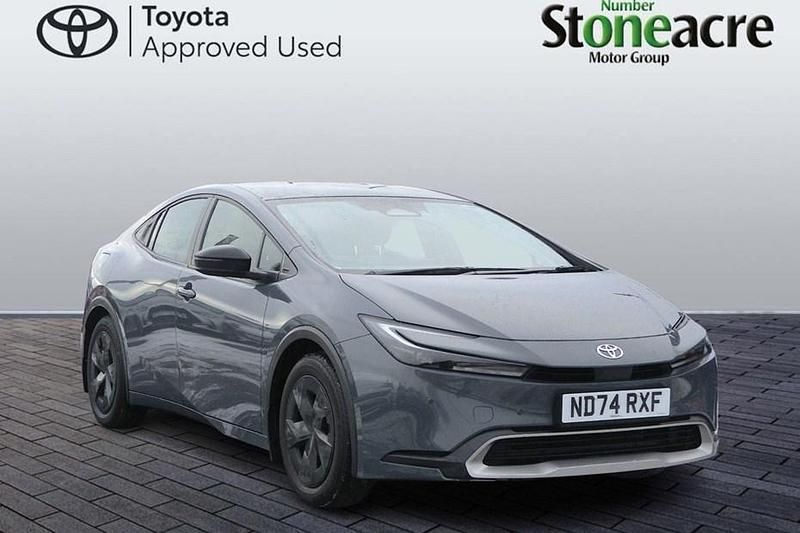 Used Toyota Prius Design 220 HP (161 kW) 2024 Grey Hatchback