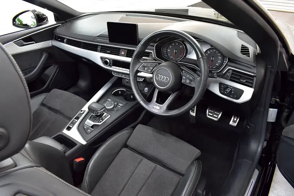 Usado Audi Cabriolet S-Line 2019 Preto Cabrios
