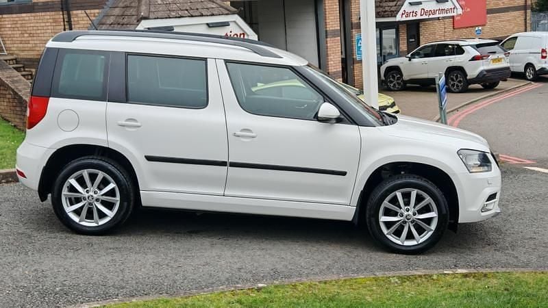 Used Skoda Yeti SE 2016 White SUV