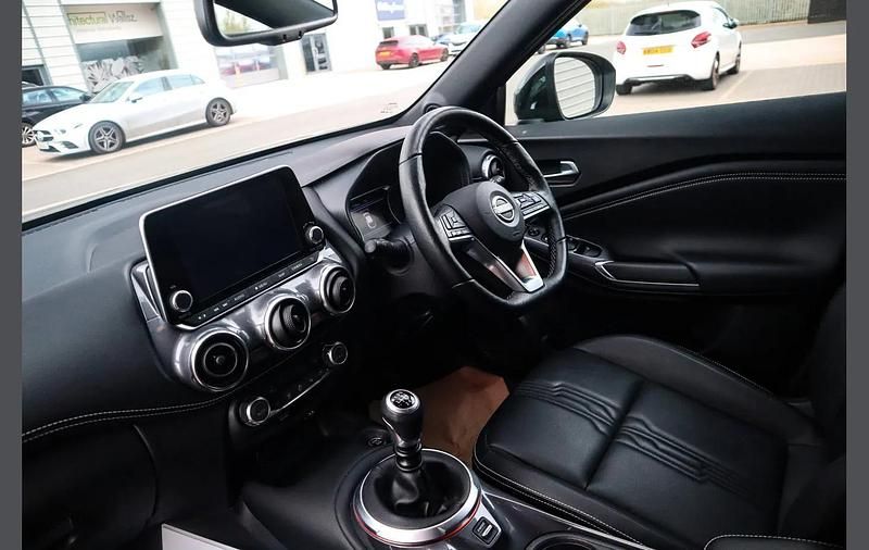 Used Nissan Juke Tekna 112 HP (82 kW) 2023 Black SUV