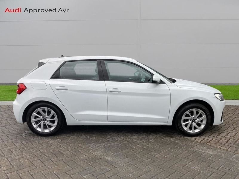 Used Audi A1 Sport 95 HP (69 kW) 2020 White Hatchback