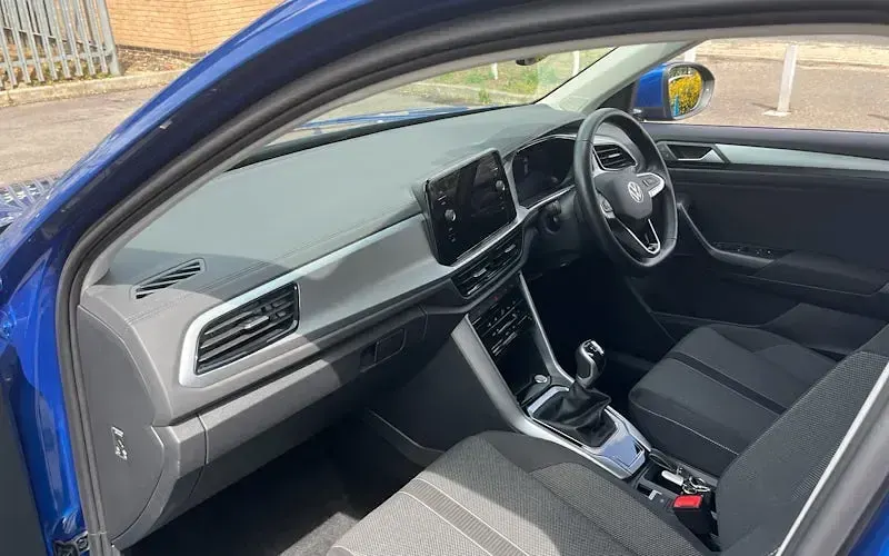 Used VW T-Roc Match 116 HP (85 kW) 2024 Blue SUV