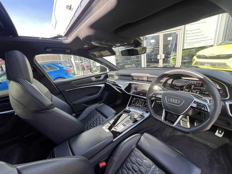 Used Audi RS6 Advanced 600 HP (441 kW) 2021 Black Estate