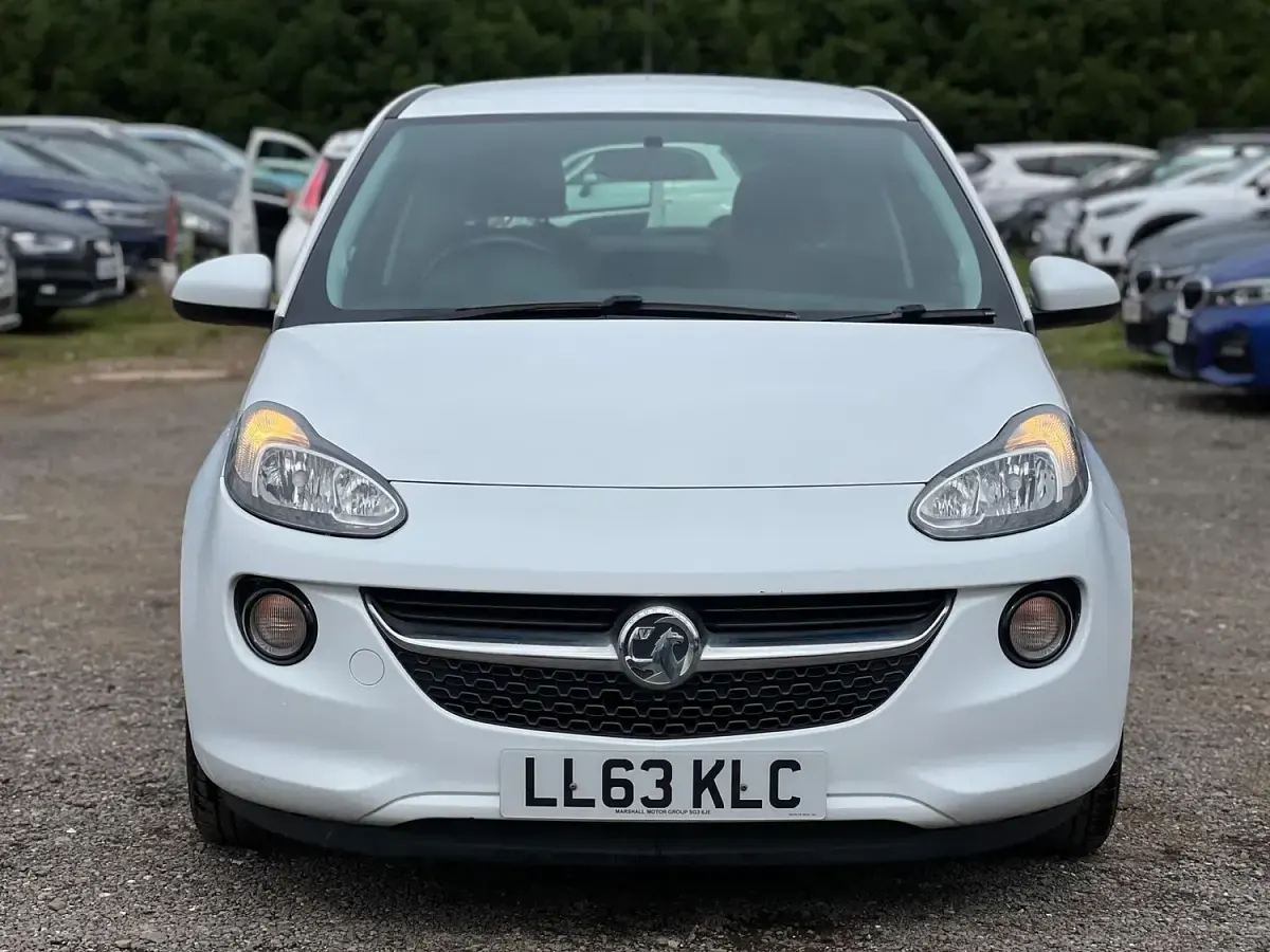 Used Vauxhall Adam Jam 70 HP (51 kW) 2013 White Hatchback