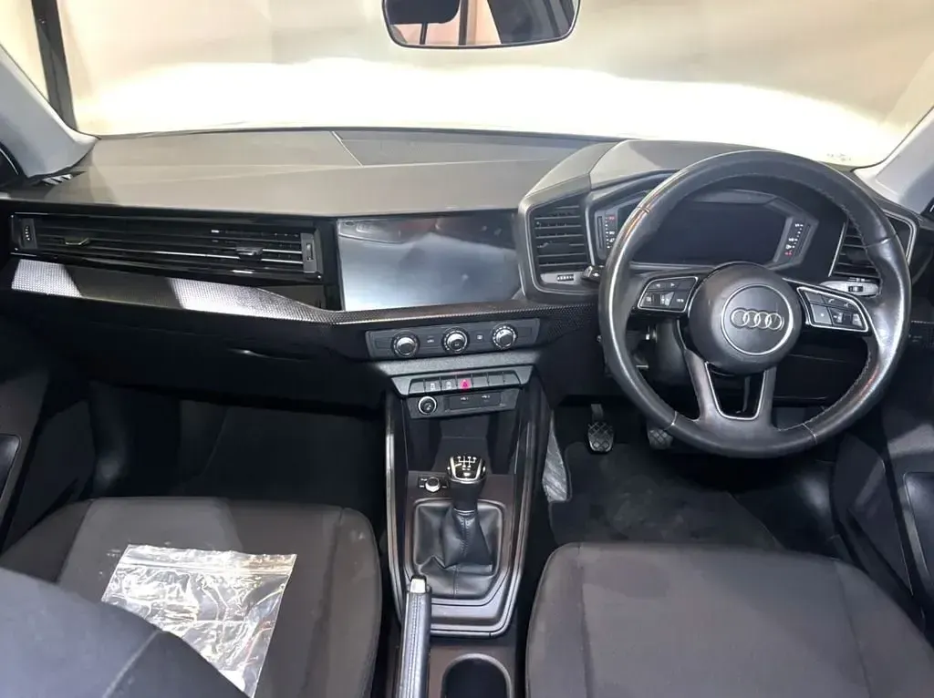 Begagnad Audi A1 Design 2022 Vit SUV