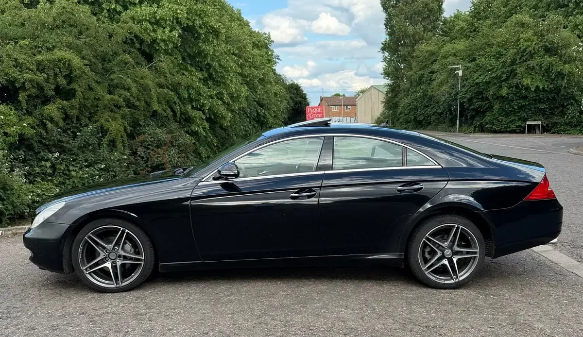 Used Mercedes CLS320 2008 Black Coupe
