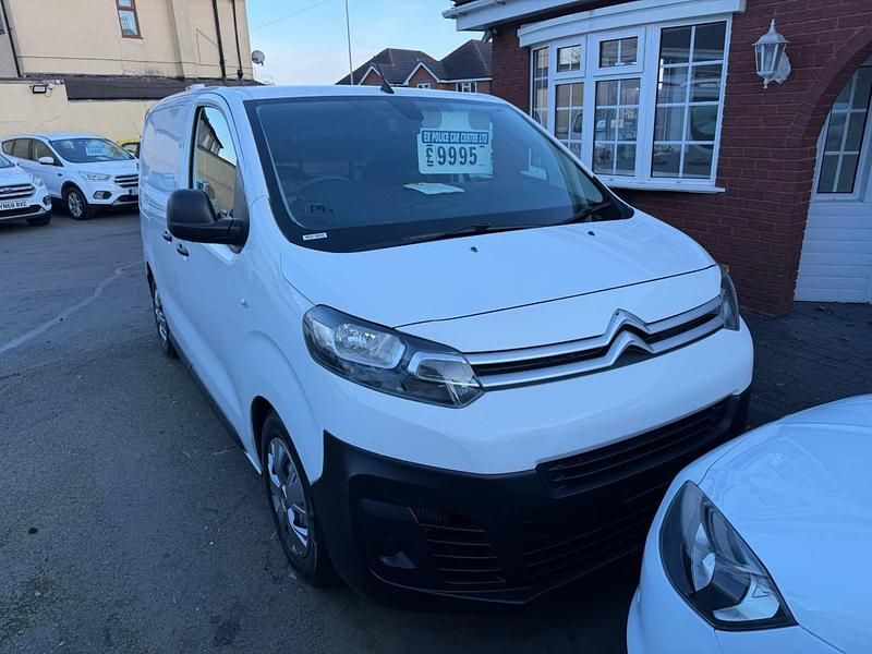 Used Citroën Dispatch 2018 White MPV