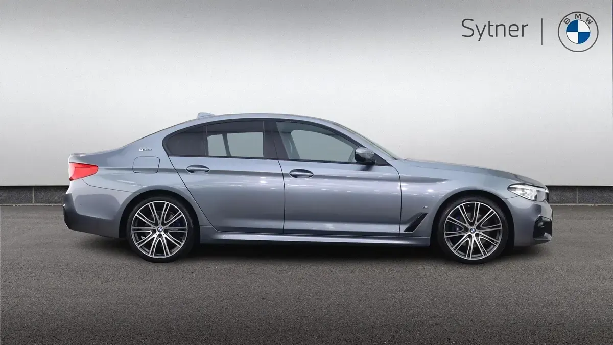 Used BMW 530e iPerformance 249 HP (183 kW) 2019 Blue