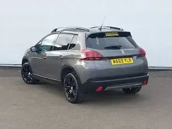 Używany Peugeot 2008 GT-line 110 KM (80 kW) 2019 Szary SUV