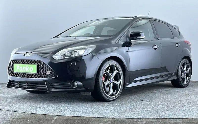 Used Ford Focus ST 250 HP (183 kW) 2014 Black Hatchback