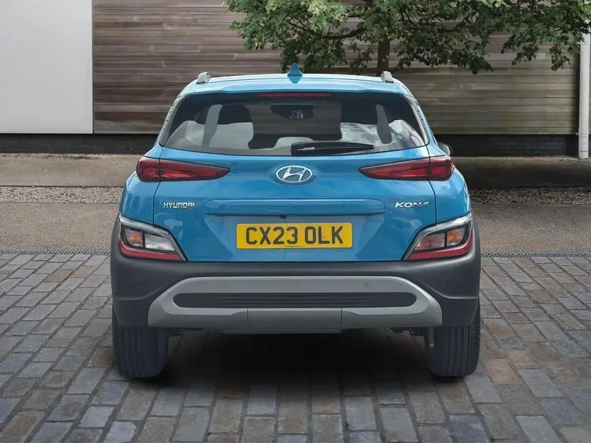 Gebraucht Hyundai Kona SE 120 PS (88 kW) 2023 Blau SUV