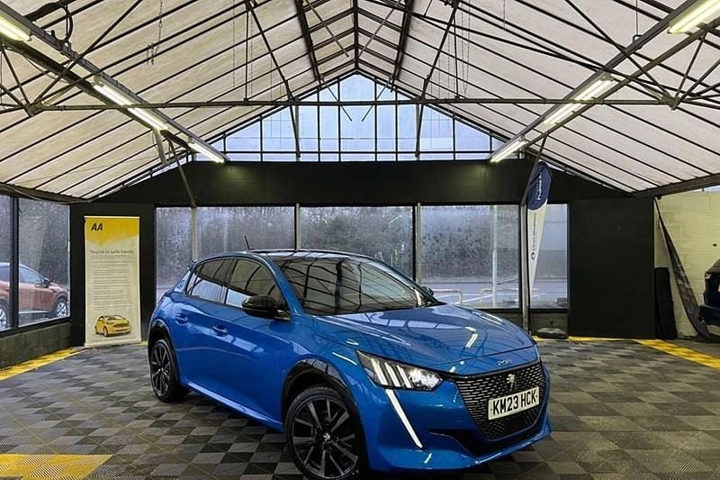 Used Peugeot 208 GT 100 HP (73 kW) 2023 Blue Hatchback