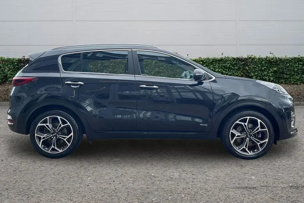 Used Kia Sportage GT-Line 136 HP (100 kW) 2022 Black SUV