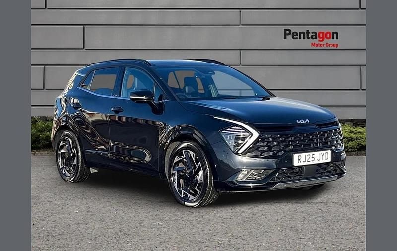 Black Used 2025 Kia Sportage 4 SUV | £32,995 (Good price) - Image 1/4