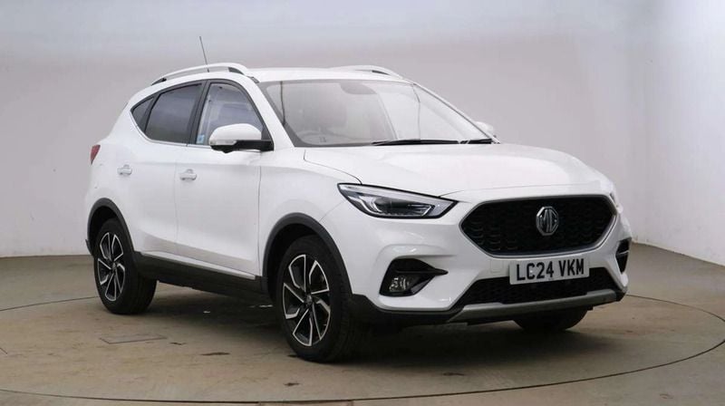White Used 2023 MG ZS Exclusive Sedan | £15,610 (Fair price) - Image 1/4