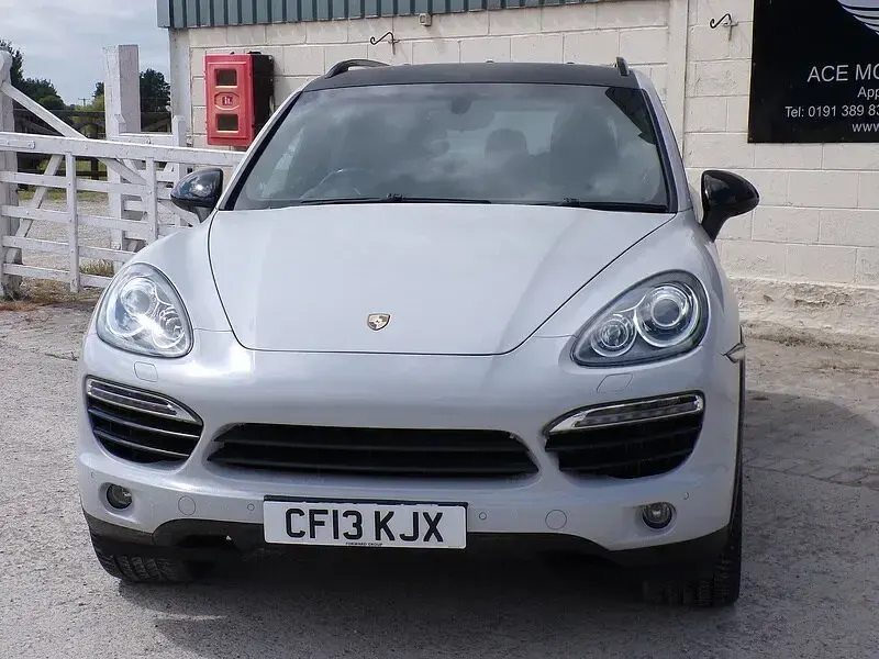 Used Porsche Cayenne Diesel 2013 White SUV