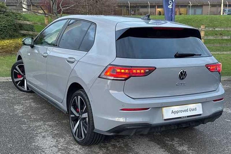 Used VW Golf VIII GTE 272 HP (200 kW) 2025 Grey Hatchback