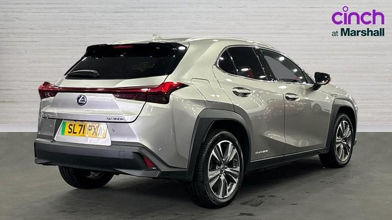 Used Lexus UX 300e 150 kW (204 HP) 2021 Silver SUV