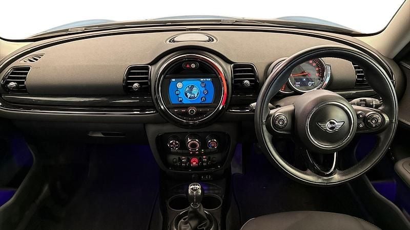 Used Mini Cooper D Clubman 148 HP (108 kW) 2018 Blue Estate