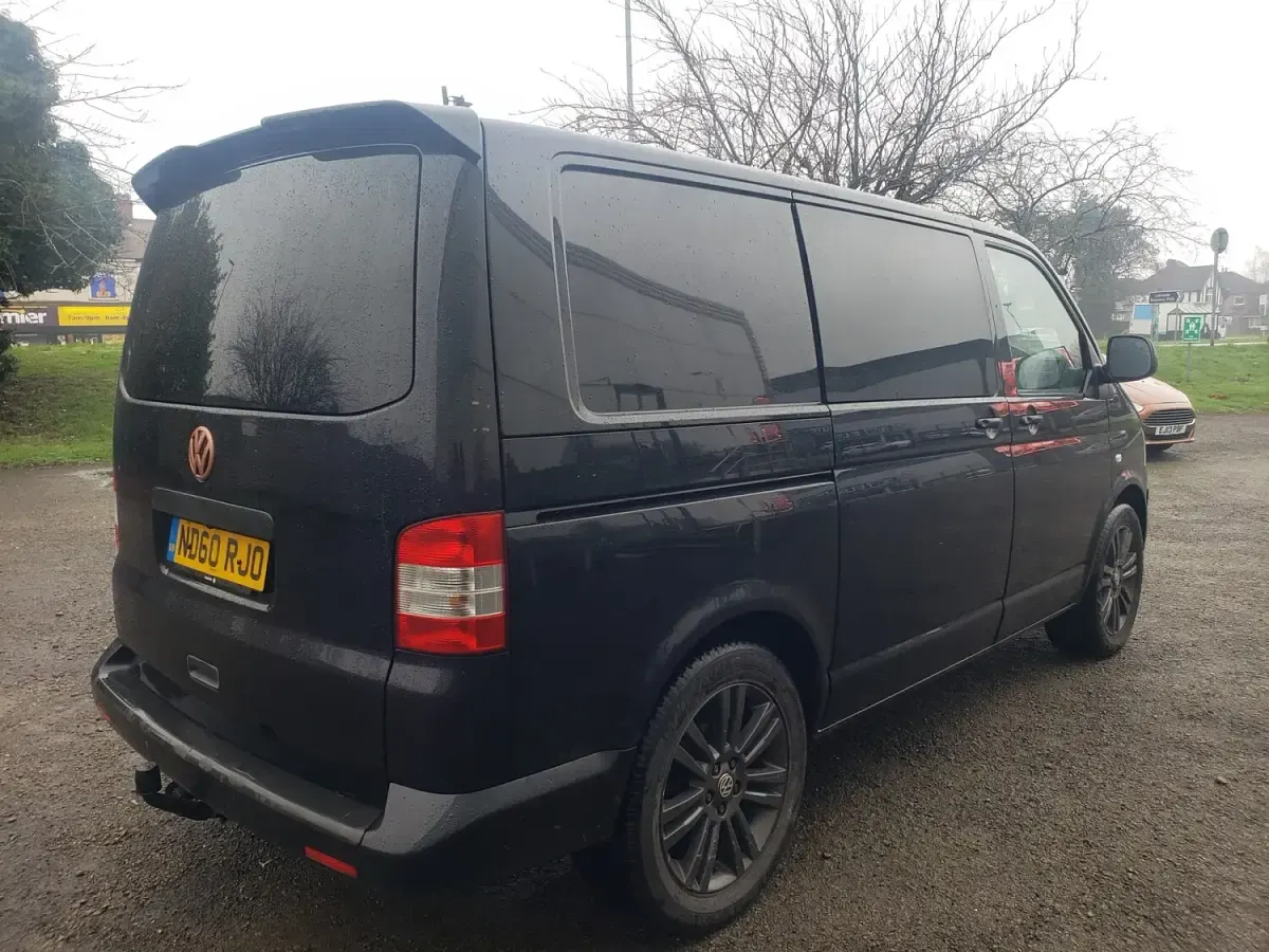 Used VW T5 180 HP (132 kW) 2011 Black Van