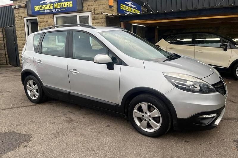 Used 2015 Renault Scénic III Dynamique | £4,990 (Fair price) - Image 1/1