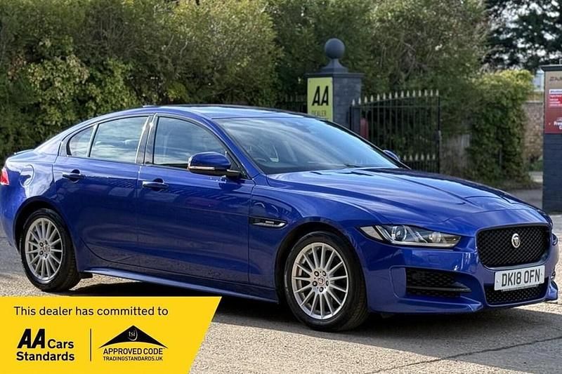 Used Jaguar XE R-Sport 163 HP (119 kW) 2018 Blue Sedan
