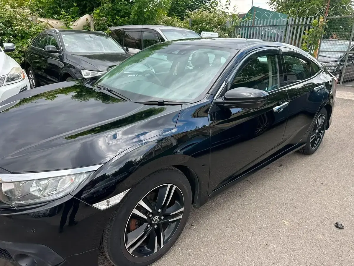 Used Honda Civic SR 120 HP (88 kW) 2018 Black Sedan