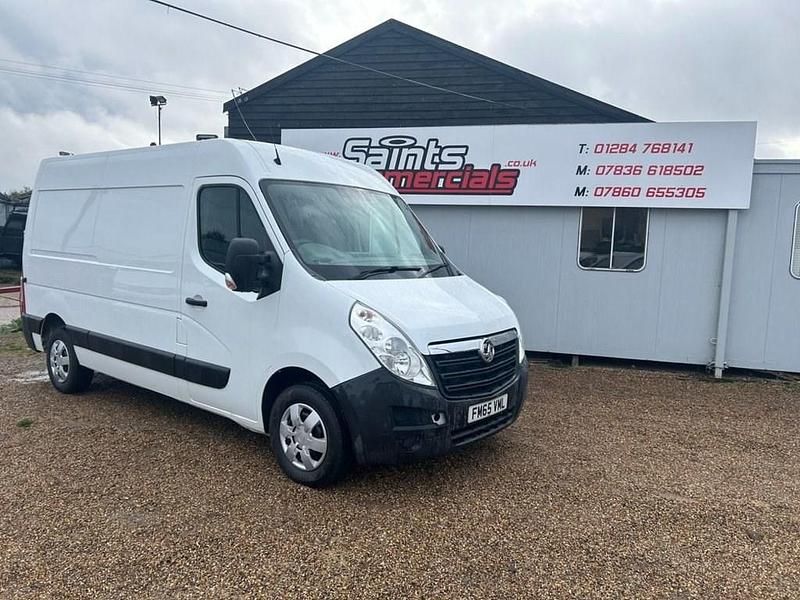 White Used 2016 Vauxhall Movano Van | £6,995 (Fair price) - Image 1/4
