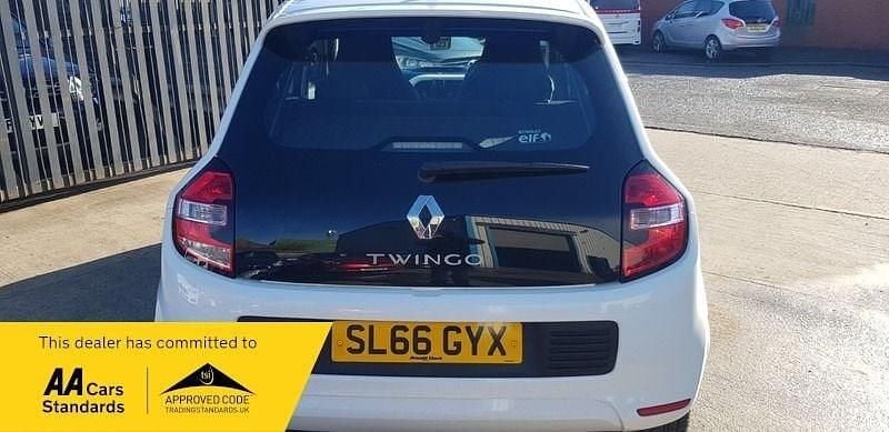 Usado Renault Twingo Dynamique 70 HP (51 kW) 2016 Branco Citadino