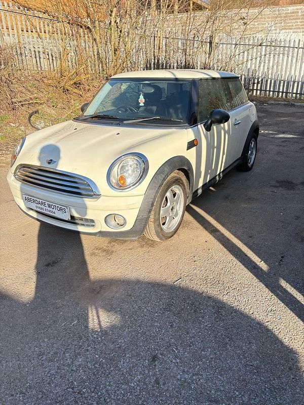 Used Mini ONE Hatch 2009 White Hatchback
