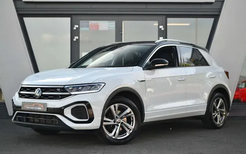 Used VW T-Roc R-line 150 HP (110 kW) 2025 SUV