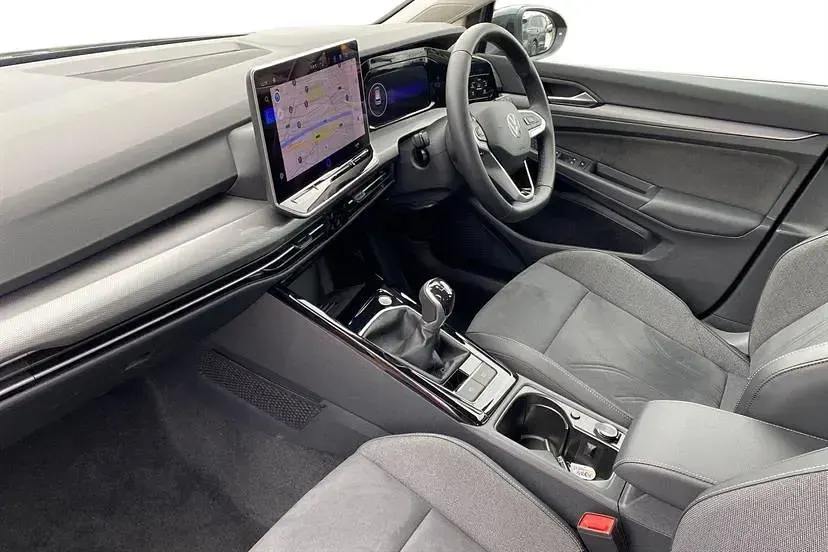 Used VW Golf VIII Style 150 HP (110 kW) 2025 Urano grey Hatchback