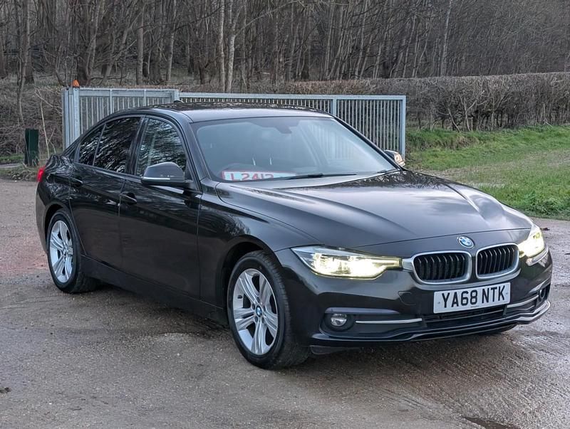 Used BMW 320 Sport Line 190 HP (139 kW) 2018 Black Sedan