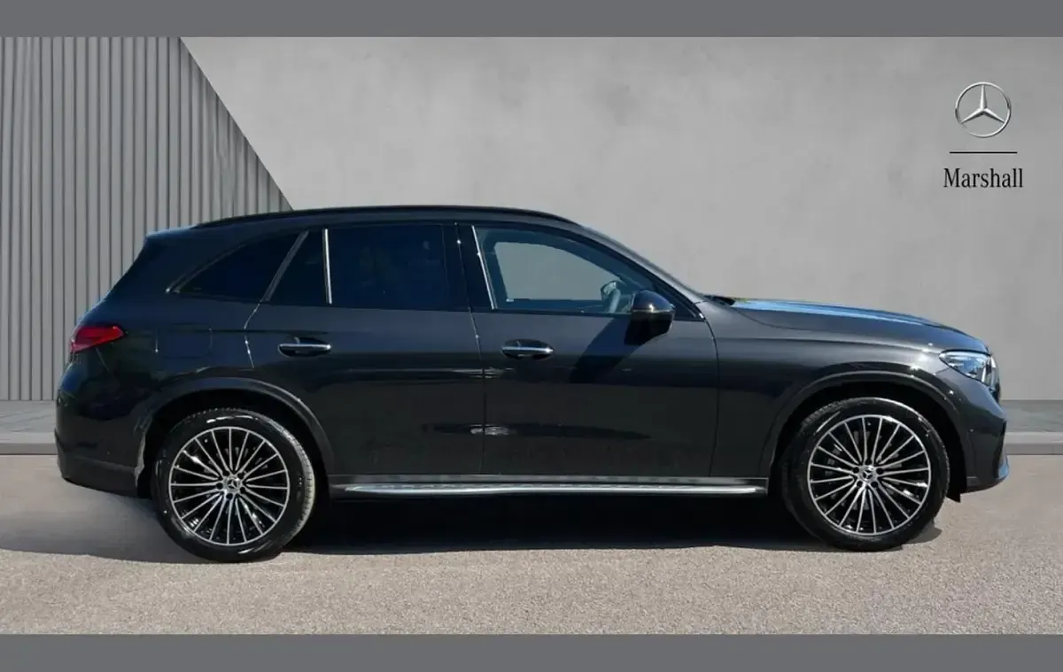 Used Mercedes GLC220 AMG Line Premium Plus 194 HP (142 kW) 2026 Grey SUV