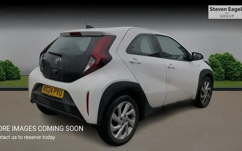 Used Toyota Aygo X PURE 72 HP (52 kW) 2025 SUV