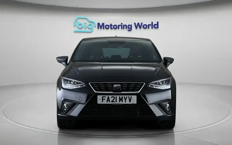 Begagnad Seat Ibiza XCELLENCE 110 HK (80 kW) 2021 Svart Halvkombi