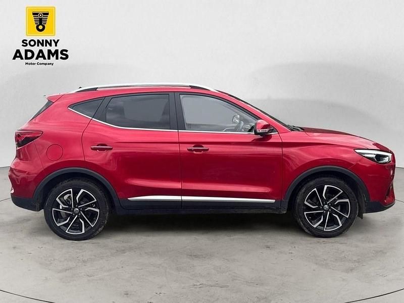 Used MG ZS Exclusive 111 HP (81 kW) 2023 Red SUV