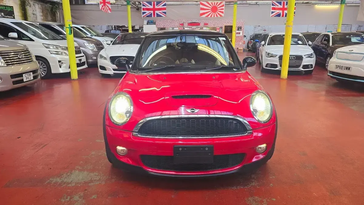 Used Mini Cooper S 2024 Red Hatchback