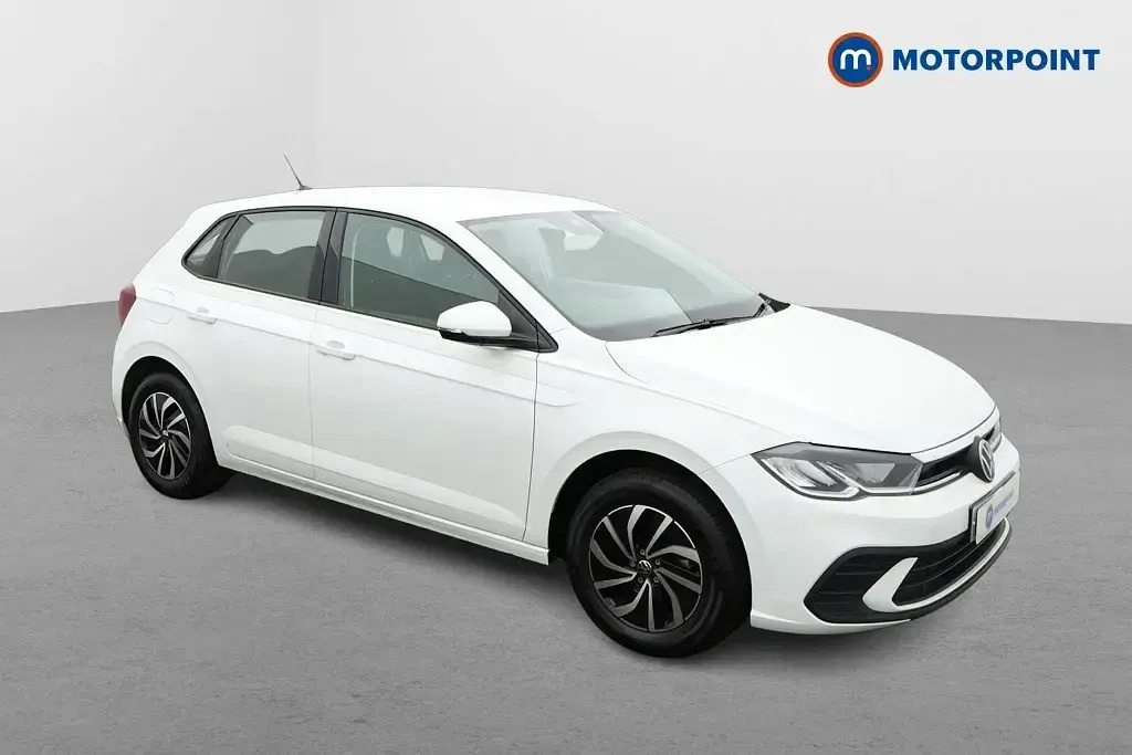 Begagnad VW Polo Life 2024 Vit Halvkombi