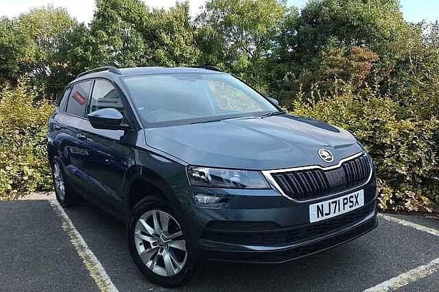 Quartz grey metallic Used 2021 Skoda Karoq SE Technology SUV | £14,990 (Fair price) - Image 1/4