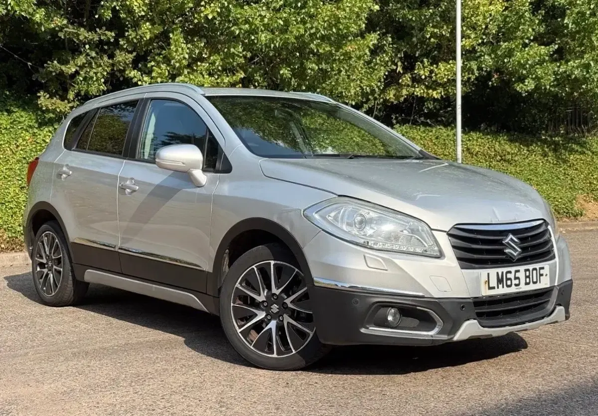 Używany Suzuki SX4 SZ5 120 KM (88 kW) 2015 Srebrny Hatchback