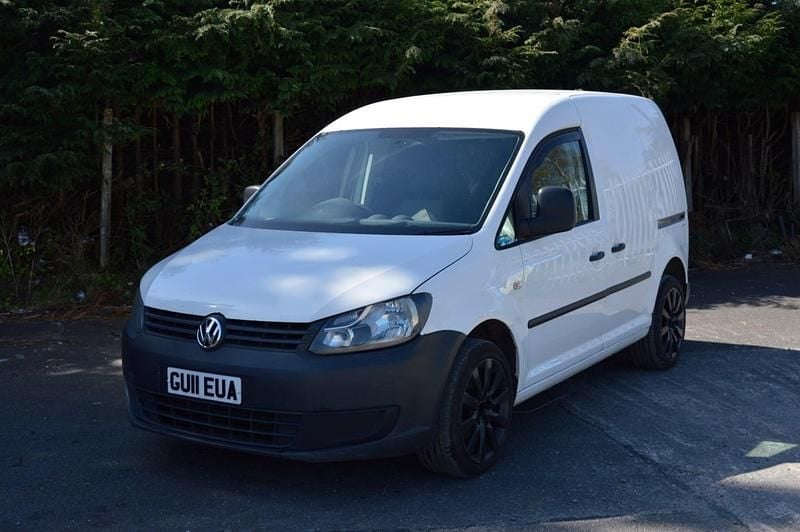 Usado VW Caddy 75 HP (55 kW) 2011 Branco Monovolume