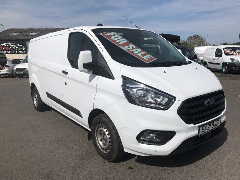 White Used 2021 Ford Transit Custom Trend Van | £10,490 (Super price) - Image 1/4