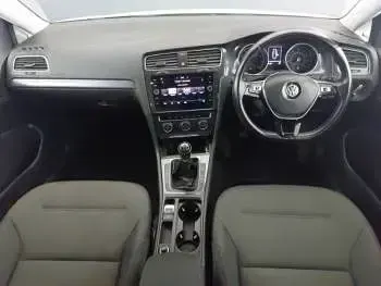 Used VW Golf VII Edition 115 HP (84 kW) 2019 White Hatchback