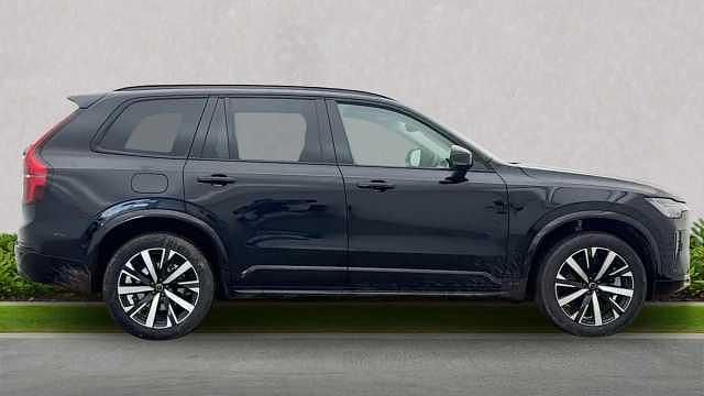 Used Volvo XC90 Plus 455 HP (334 kW) 2025 SUV