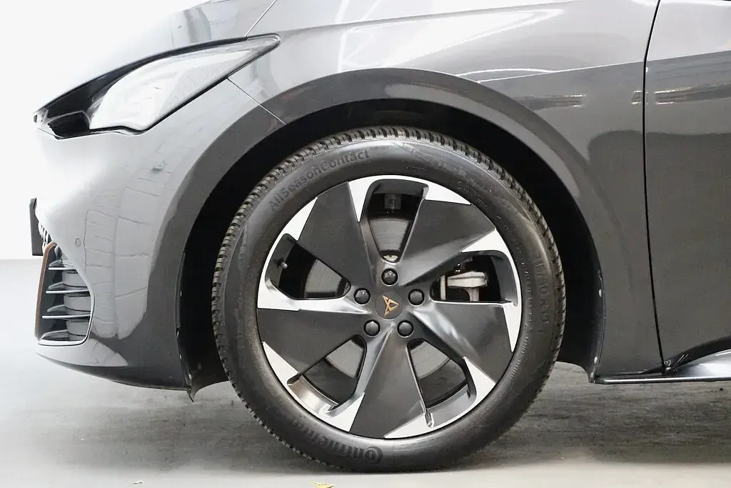 Used Cupra Born e-Boost 169 kW (230 HP) 2023 Grey Hatchback